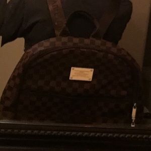 Meet your Posher, Jarett